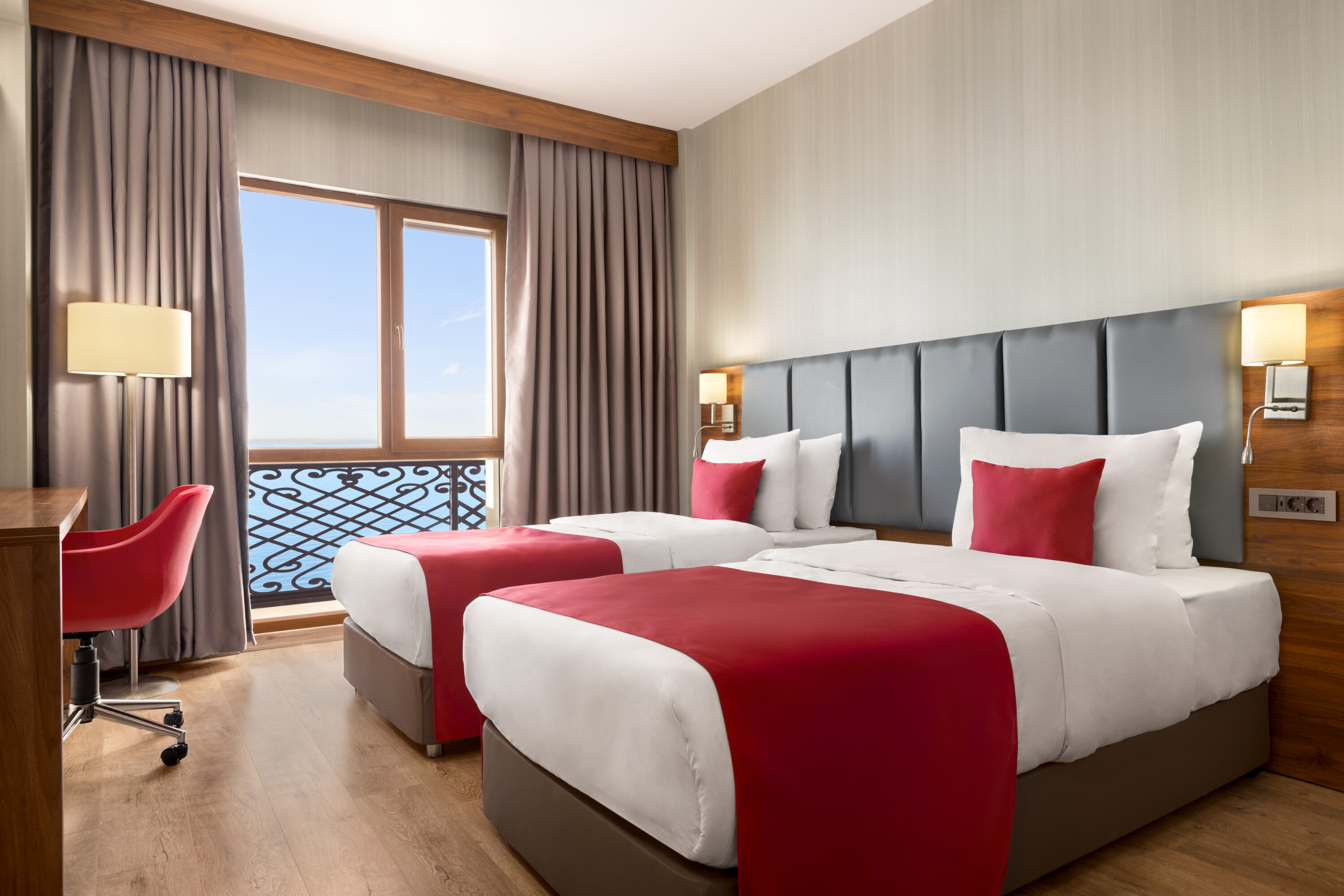 Standard Twin Bed Room